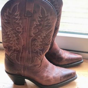 LAREDO size 6 leather cowboy boots
